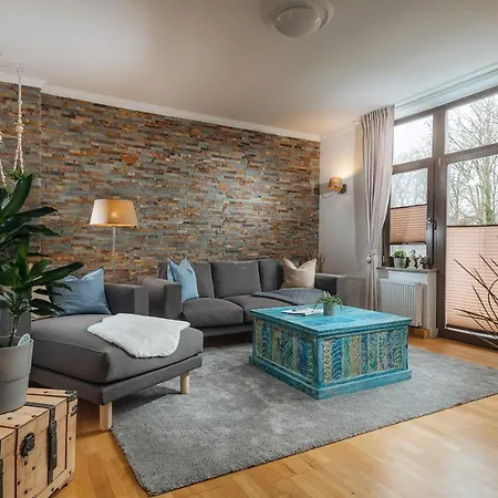 Grosse Koje Mit Terrasse Апартаменты Росток